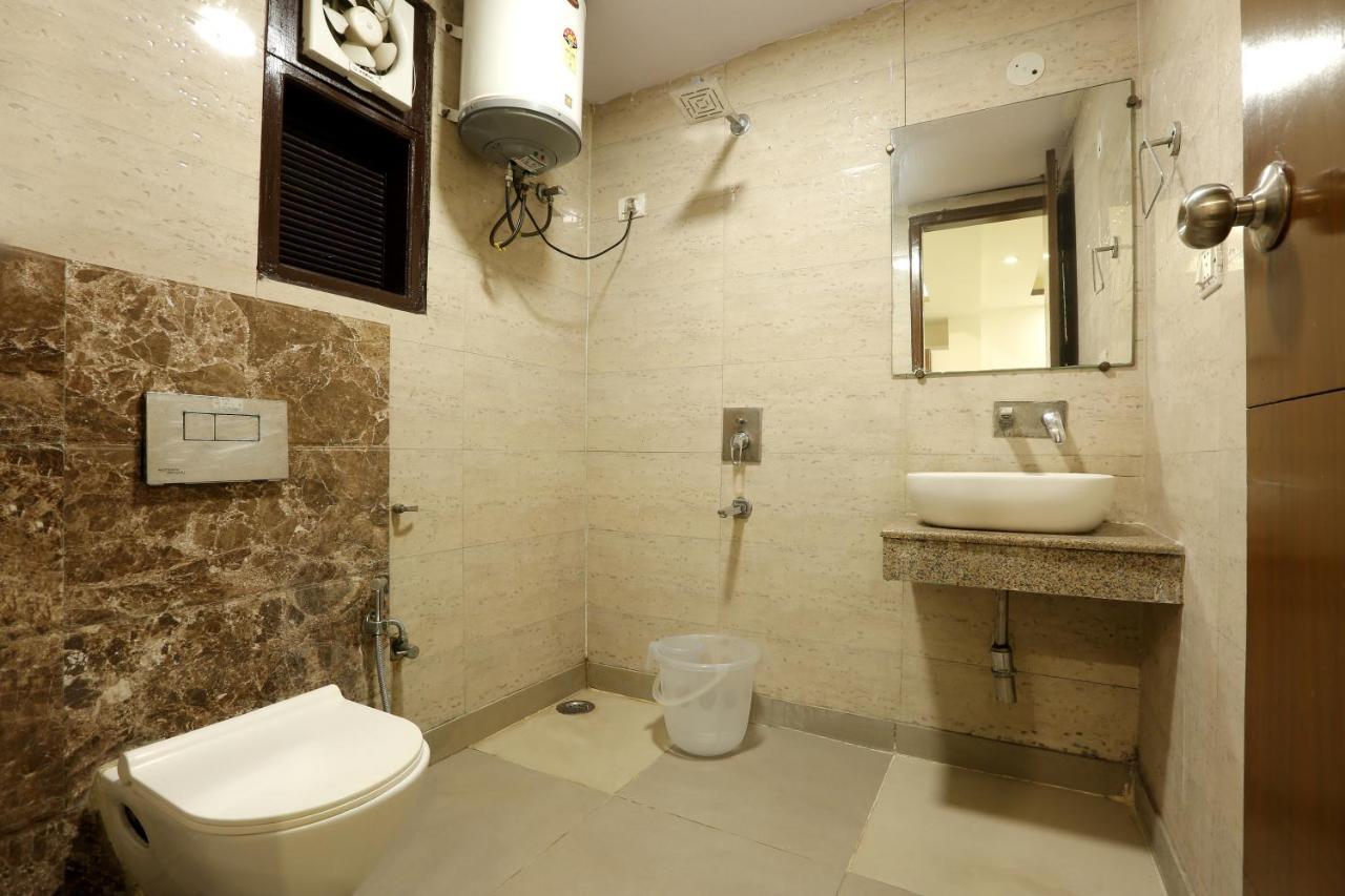 Hotel Qualia Suites At Delhi Airport 뉴델리 외부 사진